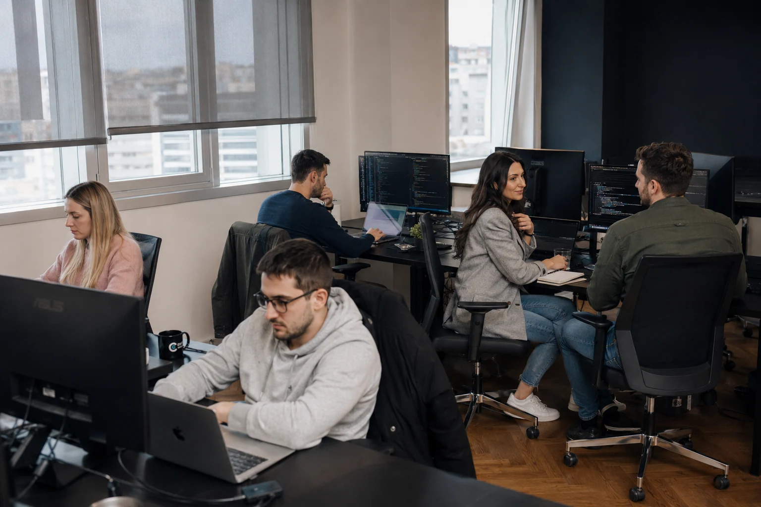 Cozaro Tech office collaboration workspace